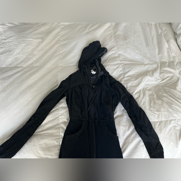 lululemon athletica Jackets & Blazers - LULULEMON REVERSIBLE ZIP-UP JACKET